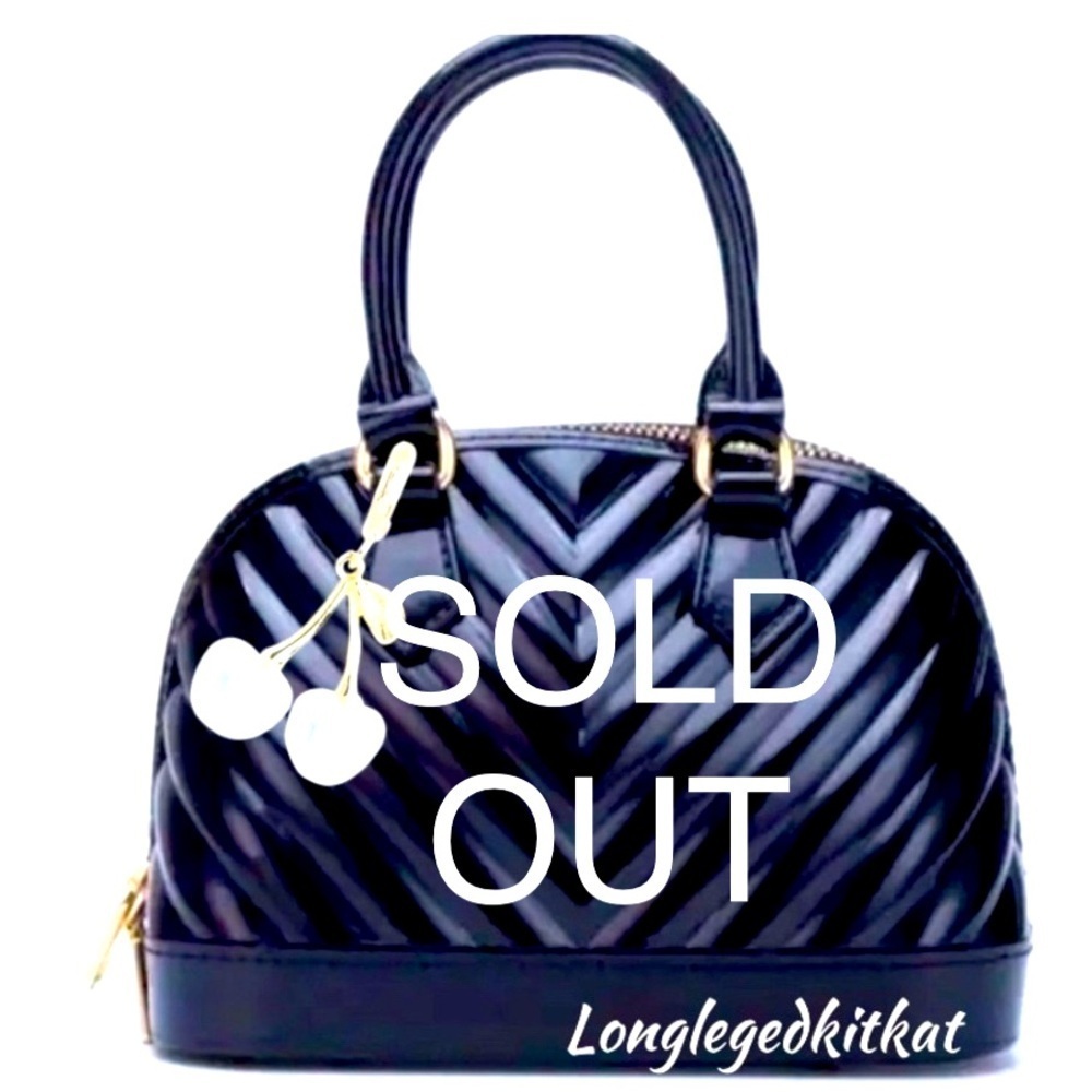 ALMA LOOK ALIKE POOLSIDE PURSE W/CROSSBODY CHAIN ONLY. BAG CHERRY CHARM NOT … - Picture 6 of 9